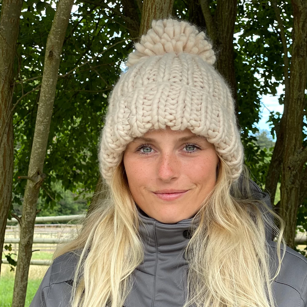 Beanie Bobble FW20, Winter Hat 4 Beanie Bobble FW20, Winter Hat - Image 2