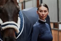 Halter Double Pin Mattgloss Evo-Wool Platinum Pure SS23, Nylon Halter -Equestrian Supplies Shop Eskadron Halfter MattglossEvo Wool PlatinumPure FS23 Lifestyle 2 1280x1280