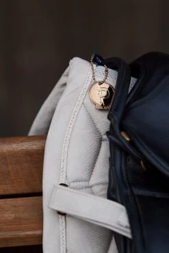 Saddle Pad Metallic Faux Leather Platinum 2023, Dressage Saddle Pad 9 Saddle Pad Metallic Faux Leather Platinum 2023, Dressage Saddle Pad -Equestrian Supplies Shop esk 0023 kam 217539 565 031 add1 jpeg lowres von masterIJg2sIhvSBDLb 1280x1280